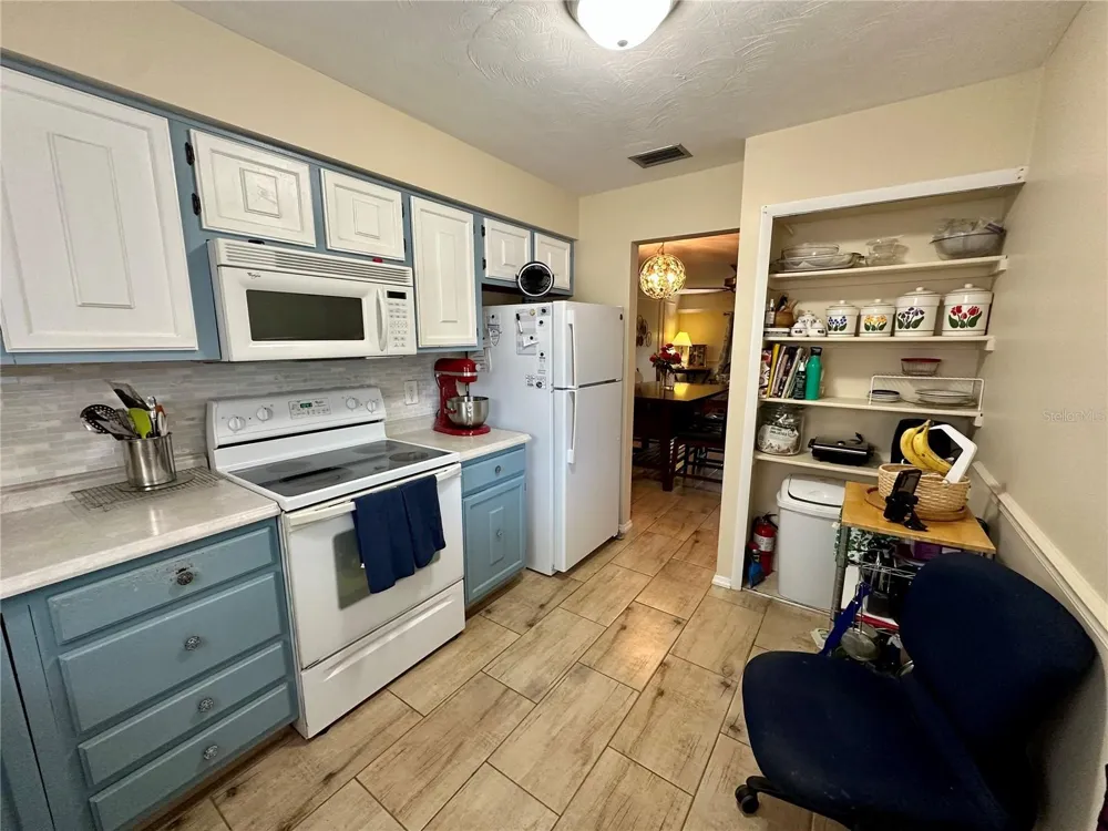 225 PINE BLUFF AVENUE #560 Deland, FL 32724