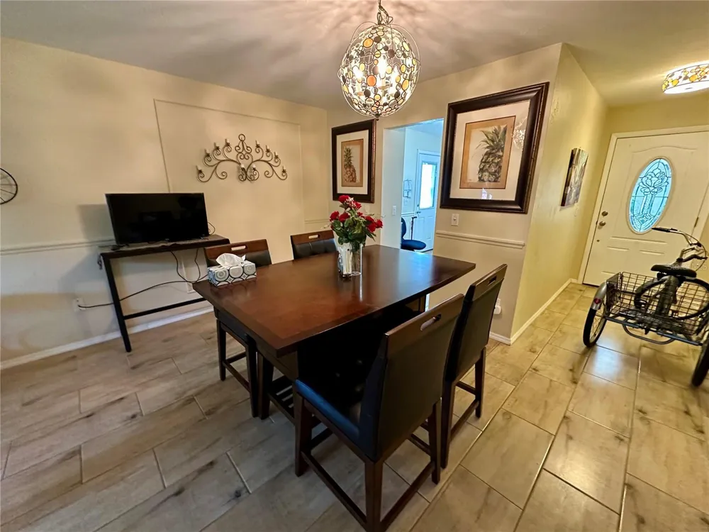 225 PINE BLUFF AVENUE #560 Deland, FL 32724