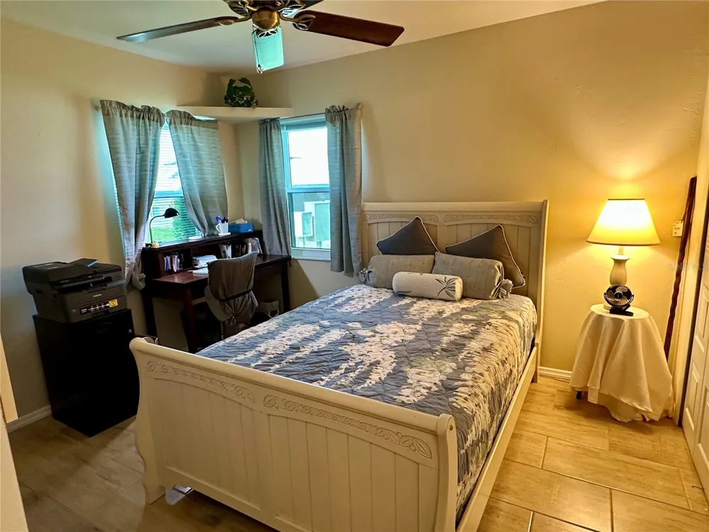 225 PINE BLUFF AVENUE #560 Deland, FL 32724
