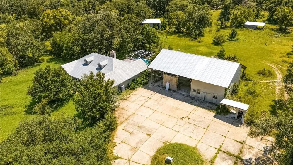 18890 SW 44TH STREET Dunnellon, FL 34432