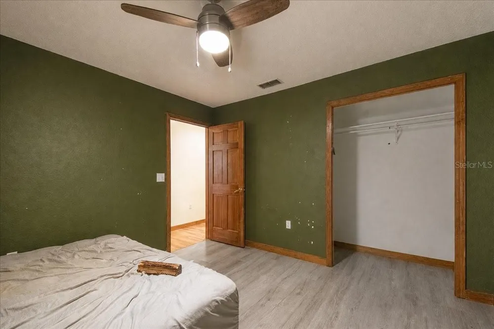 18890 SW 44TH STREET Dunnellon, FL 34432