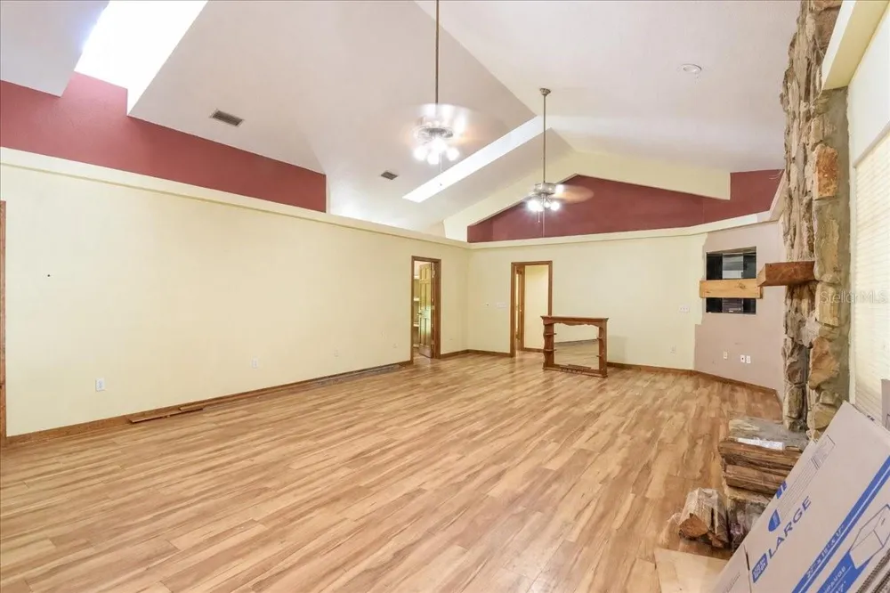 18890 SW 44TH STREET Dunnellon, FL 34432