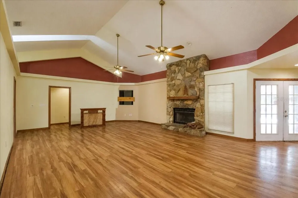 18890 SW 44TH STREET Dunnellon, FL 34432