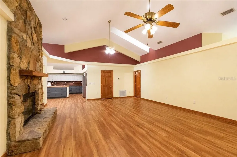 18890 SW 44TH STREET Dunnellon, FL 34432