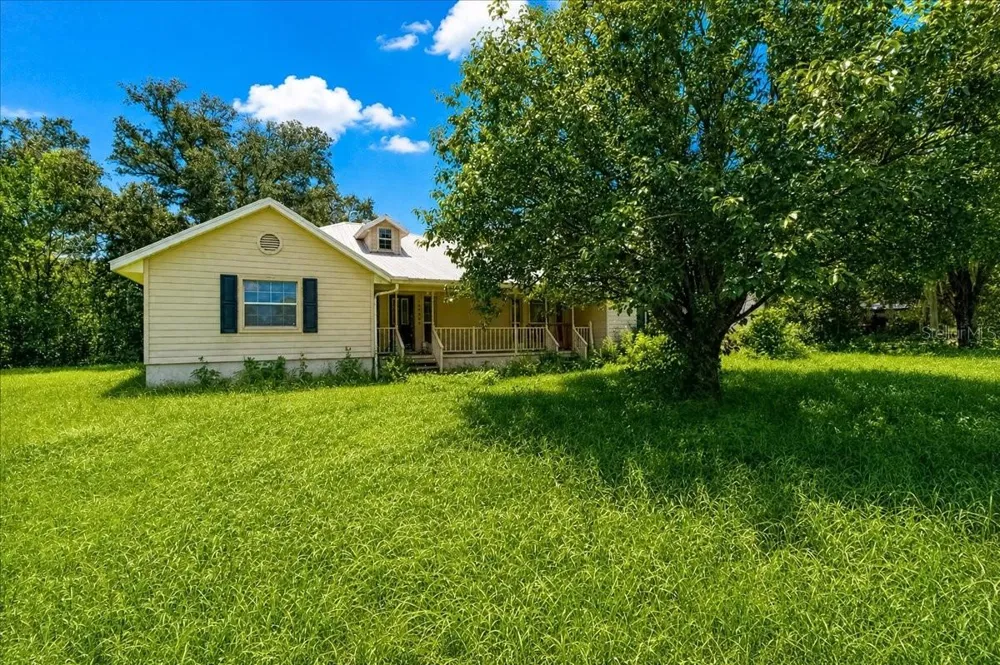 18890 SW 44TH STREET Dunnellon, FL 34432