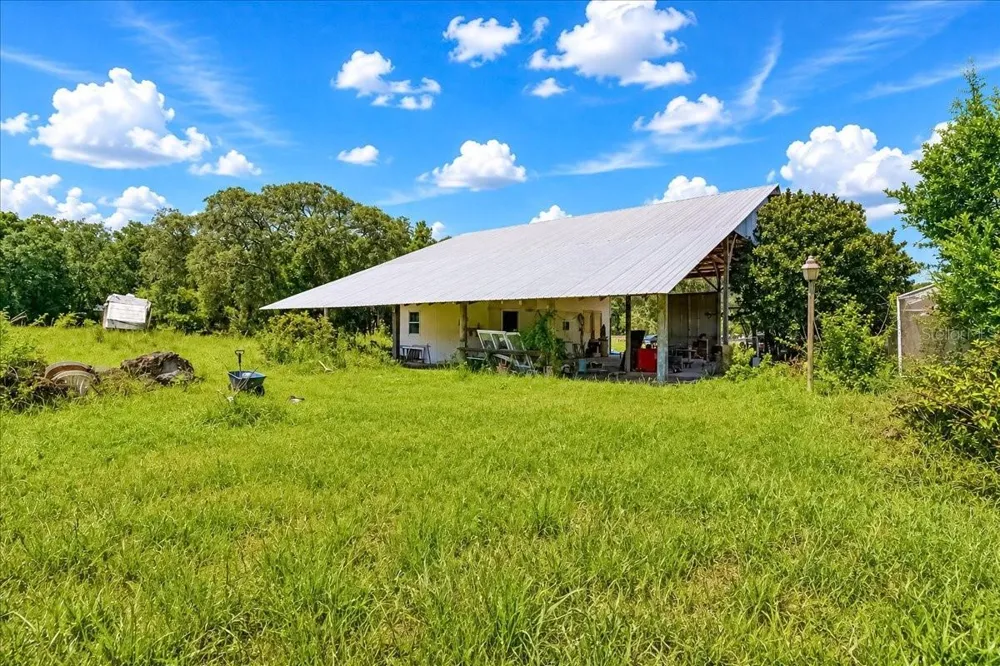 18890 SW 44TH STREET Dunnellon, FL 34432