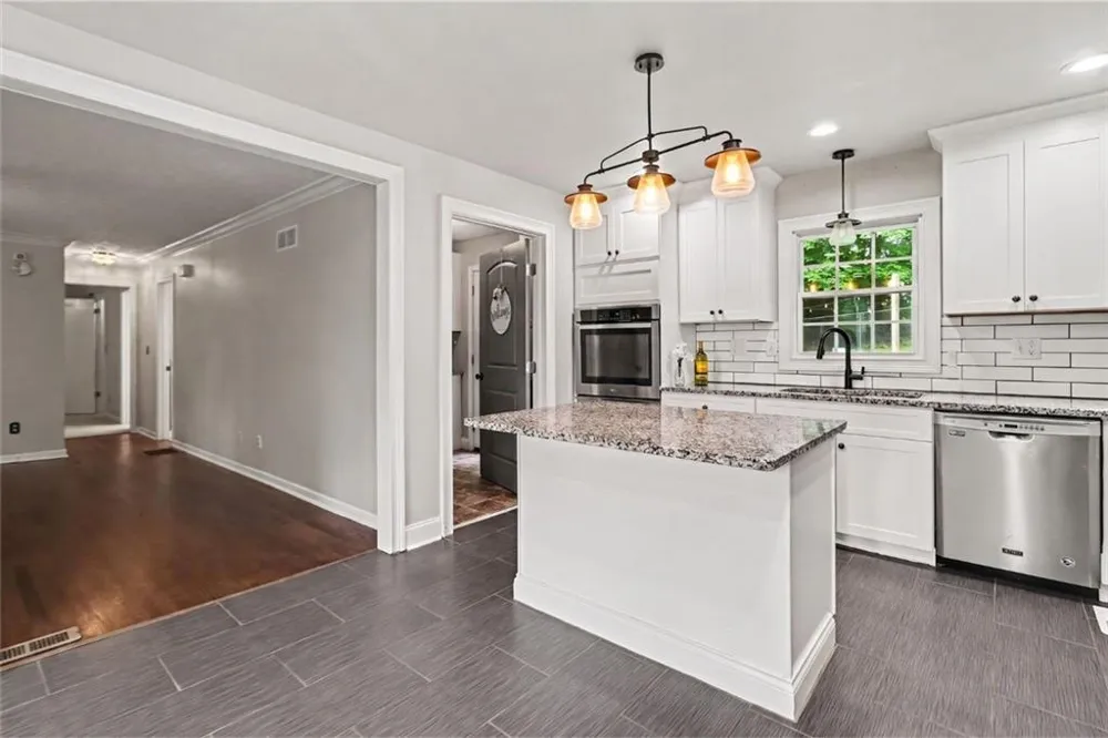 806 Valley Run Drive Bremen, GA 30110