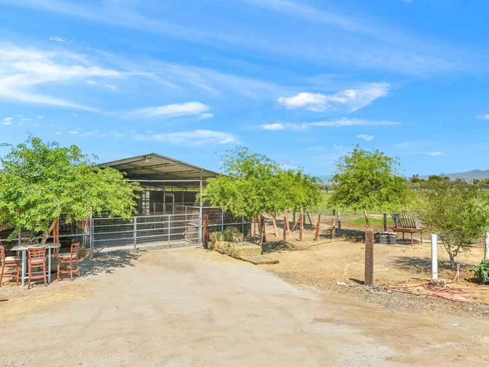 88161 Airport Boulevard Thermal, CA 92274