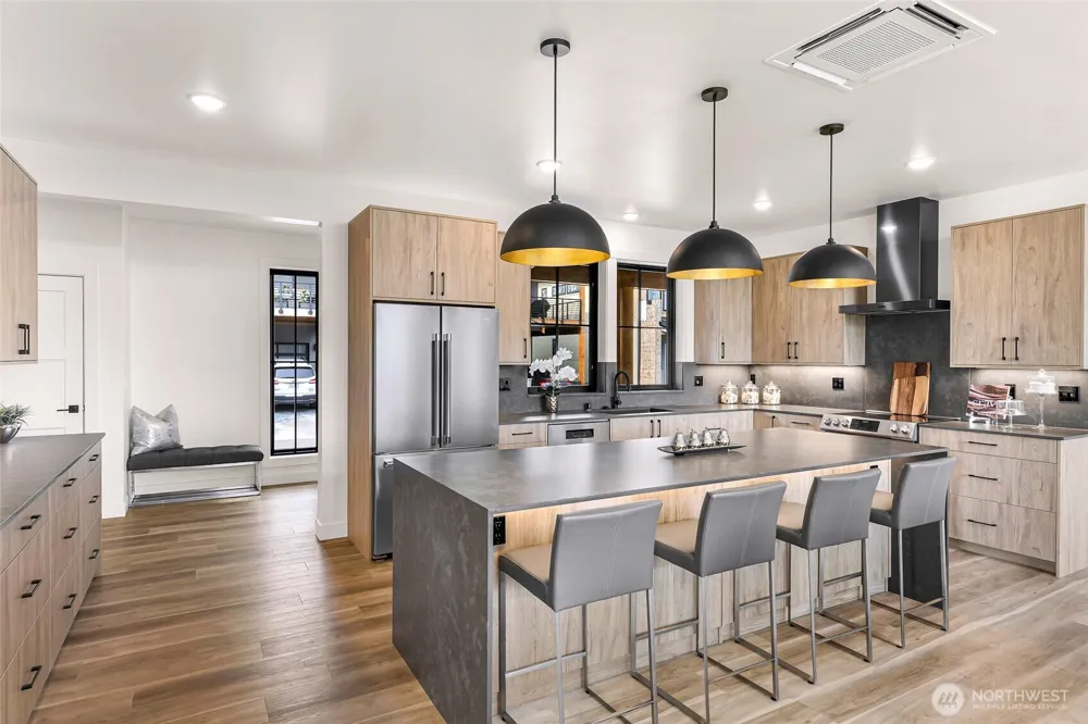 231 Skipping Stone Loop Lynden, WA 98264