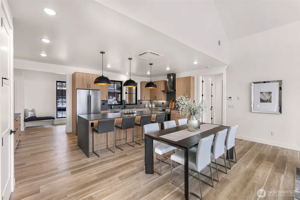 231 Skipping Stone Loop Lynden, WA 98264