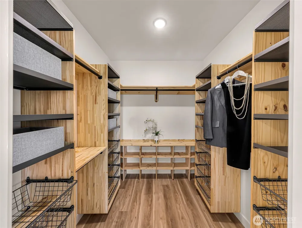 231 Skipping Stone Loop Lynden, WA 98264