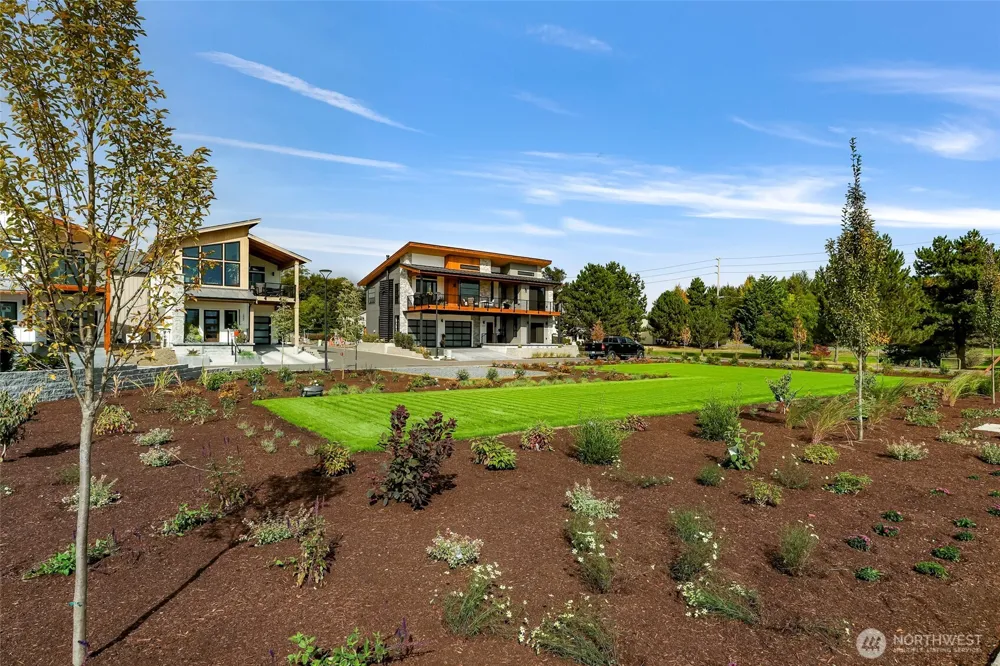 231 Skipping Stone Loop Lynden, WA 98264