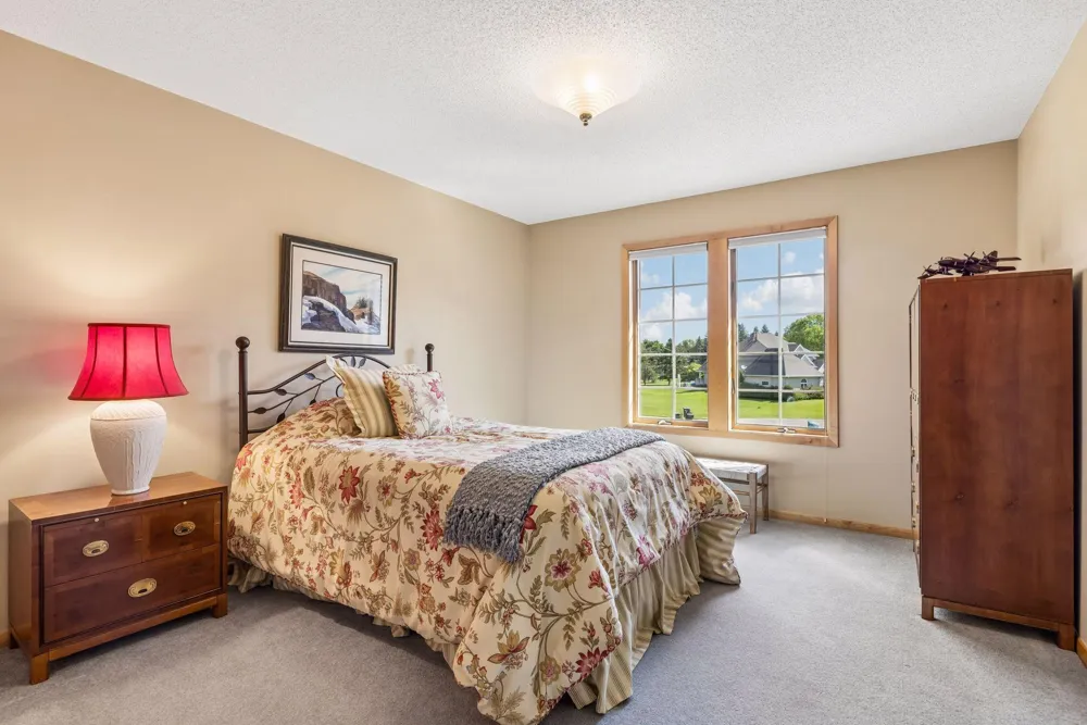 23 Scotch Pine Circle North Oaks, MN 55127