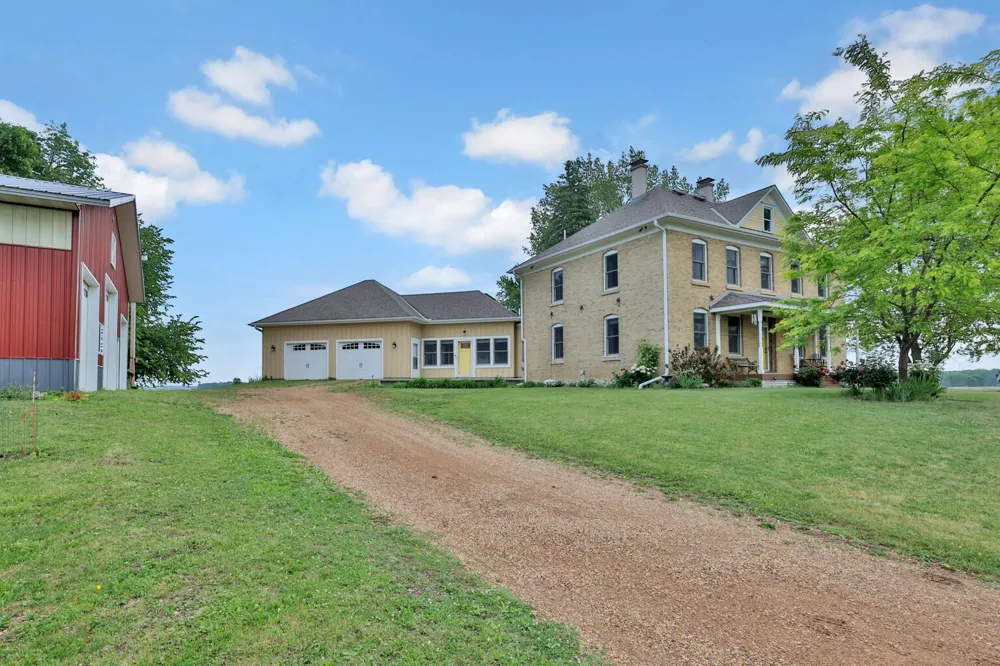 16780 County Road 34 Norwood Young America, MN 55368