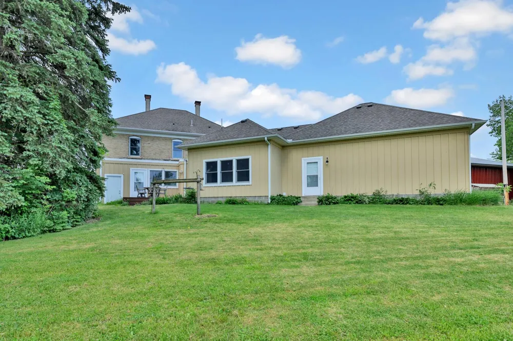 16780 County Road 34 Norwood Young America, MN 55368