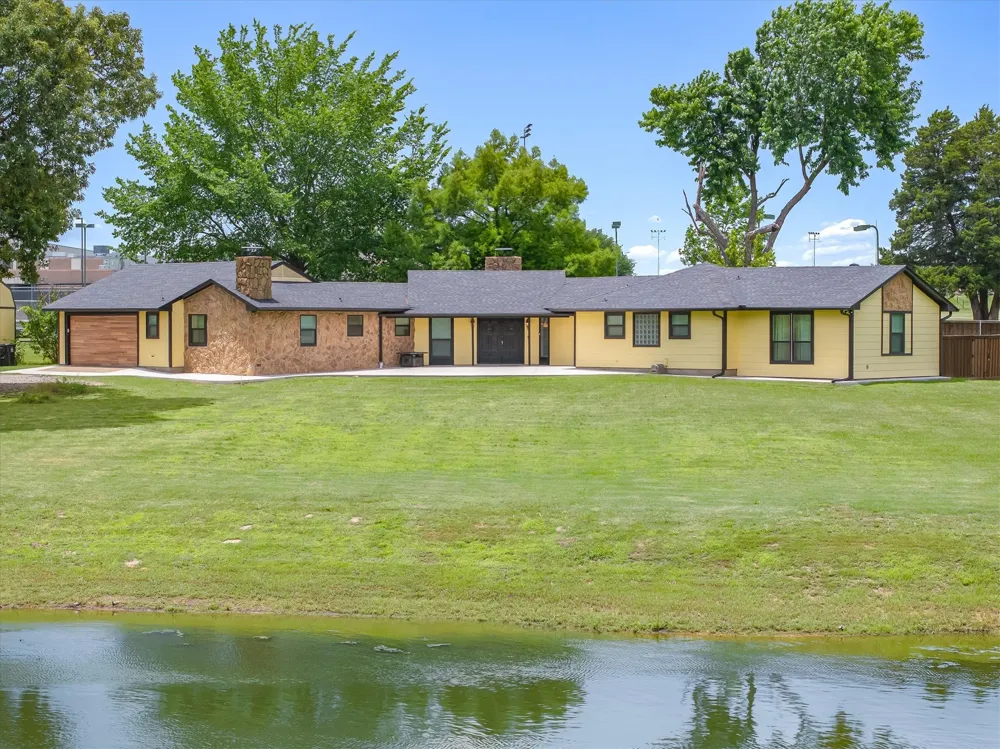 1203 Spring Street Grand Saline, TX 75140