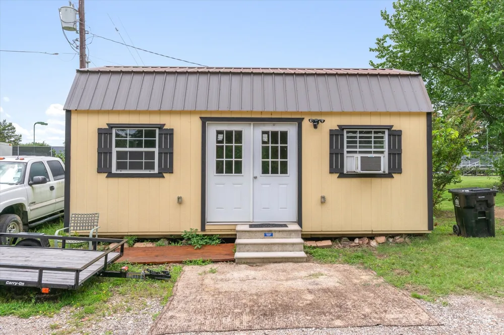 1203 Spring Street Grand Saline, TX 75140