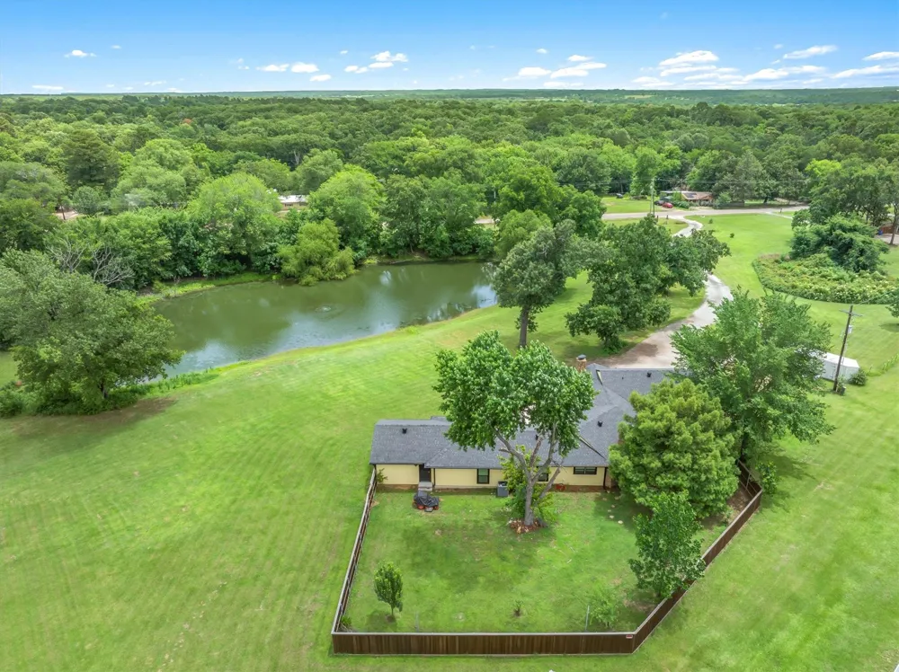 1203 Spring Street Grand Saline, TX 75140