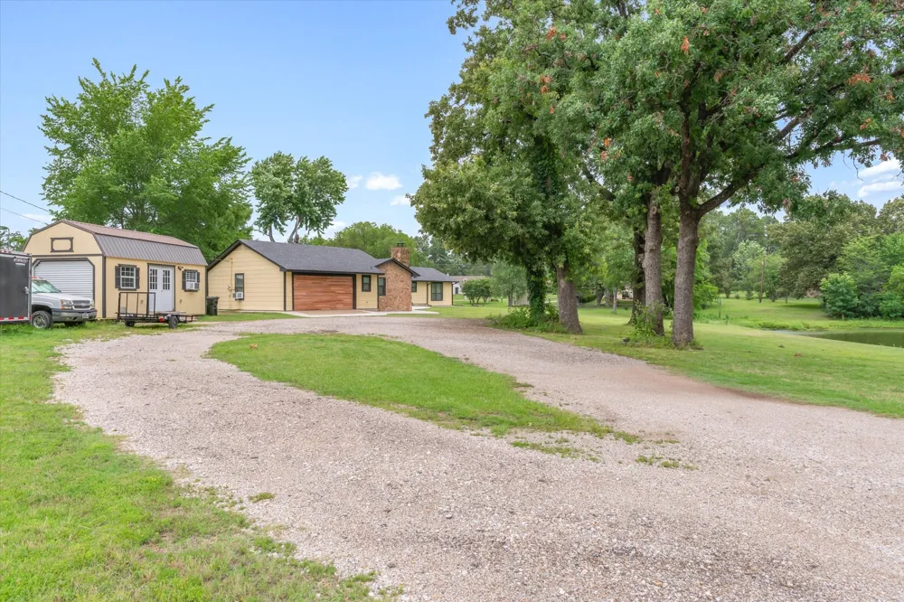 1203 Spring Street Grand Saline, TX 75140