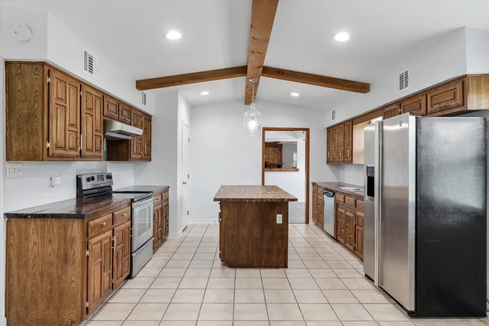 1203 Spring Street Grand Saline, TX 75140