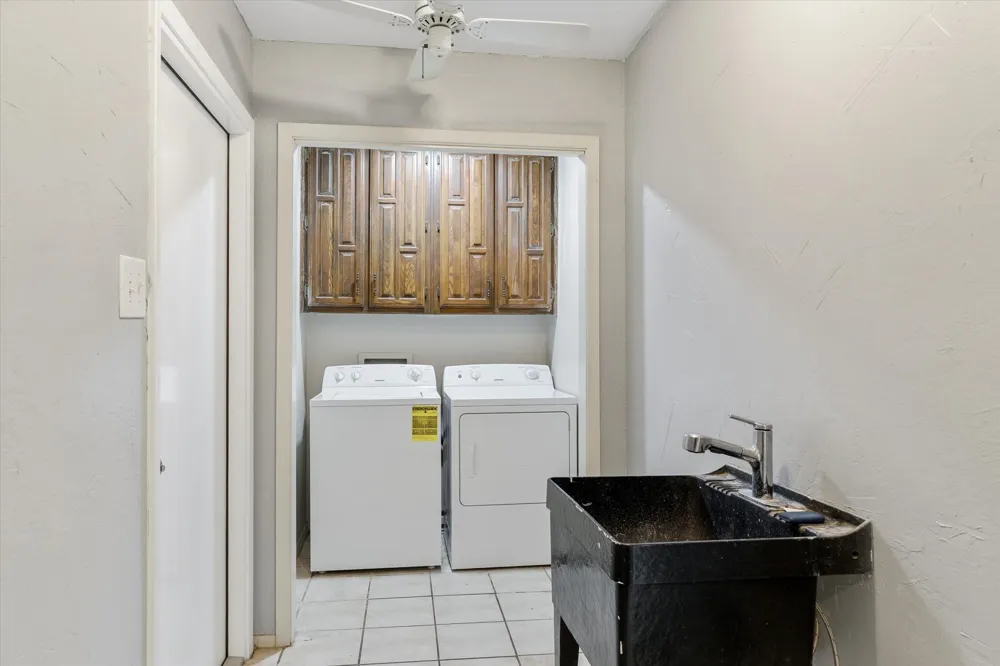 1203 Spring Street Grand Saline, TX 75140