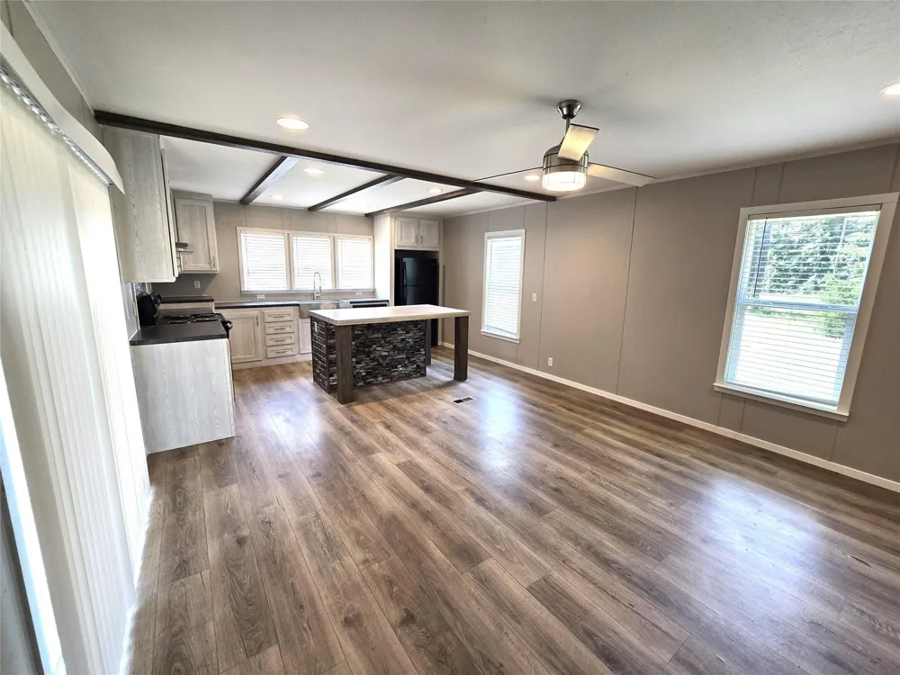 215 Buffalo Way Trinity, TX 75862
