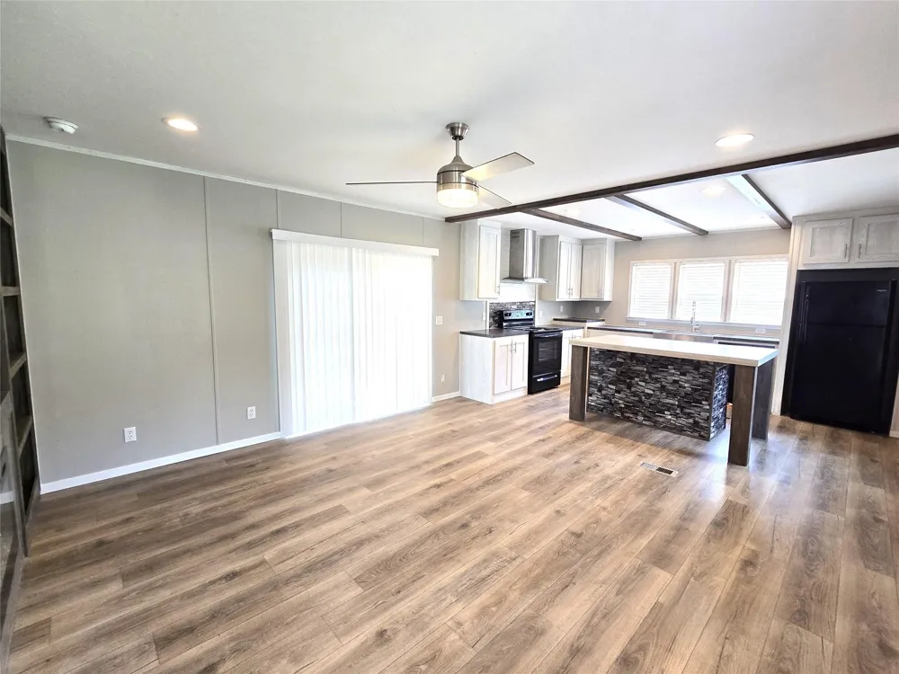 215 Buffalo Way Trinity, TX 75862