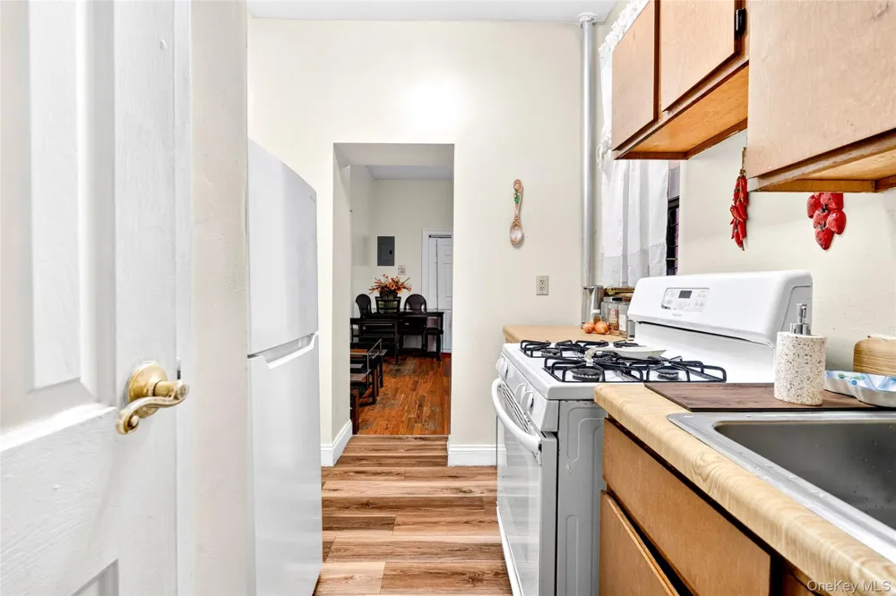 510 W 172nd Street #2 New York (Manhattan), NY 10032