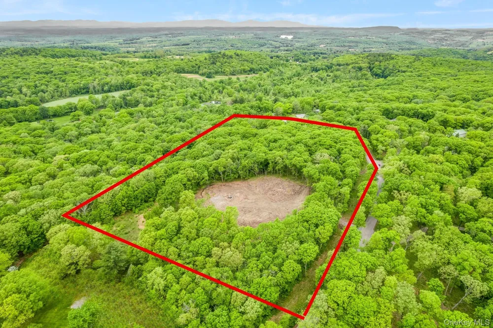 101 Tower Hill Road Millbrook, NY 12545