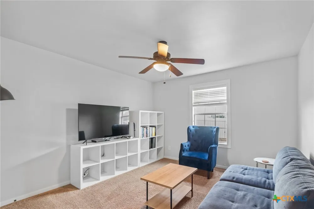 111 Fleetwood Drive Victoria, TX 77901