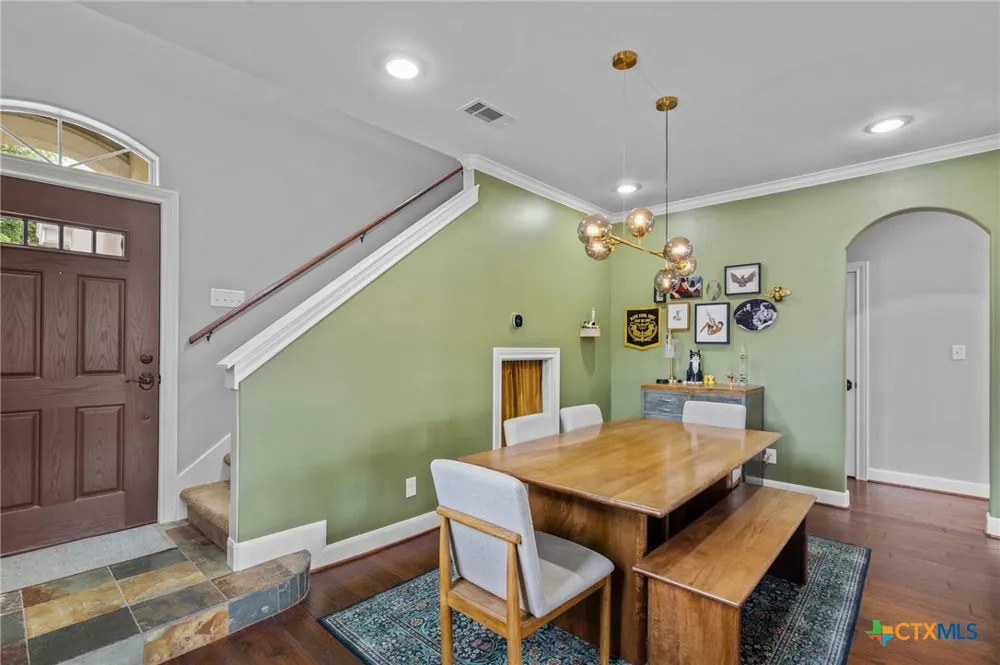 111 Fleetwood Drive Victoria, TX 77901