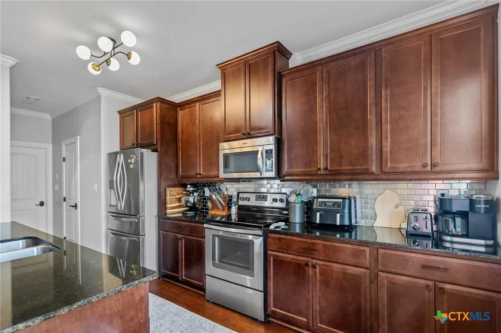 111 Fleetwood Drive Victoria, TX 77901