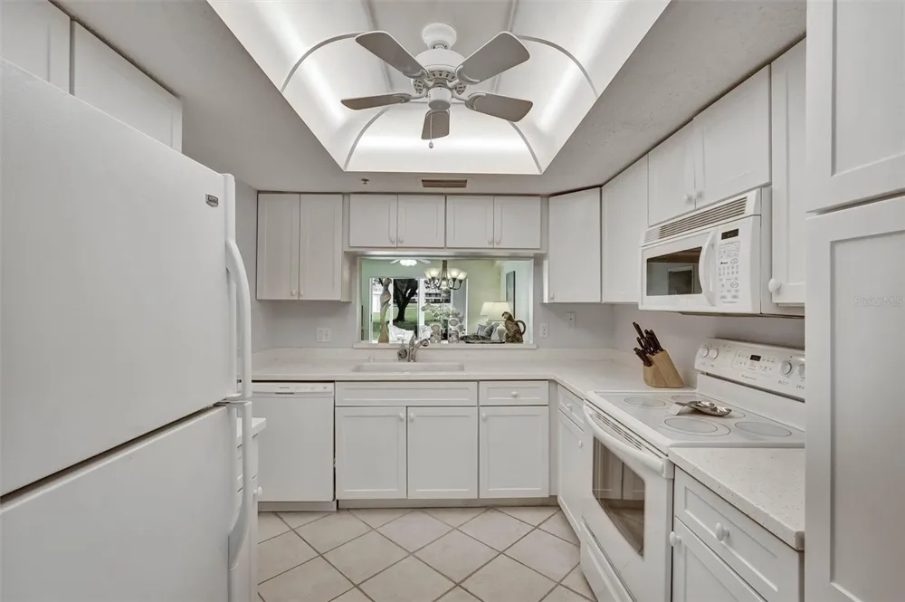6507 STONE RIVER ROAD #102 Bradenton, FL 34203