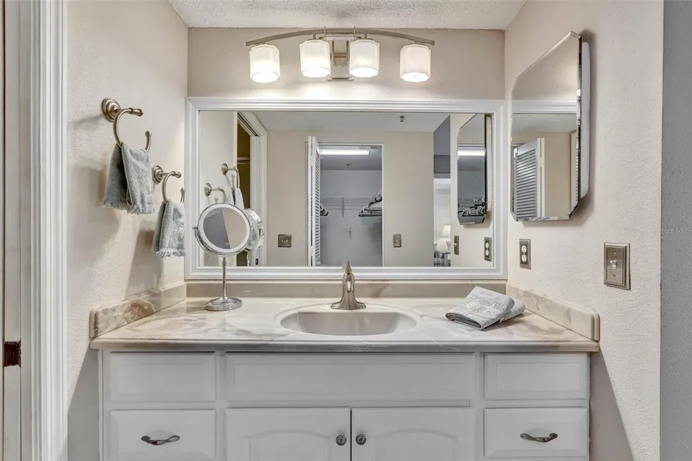 6507 STONE RIVER ROAD #102 Bradenton, FL 34203