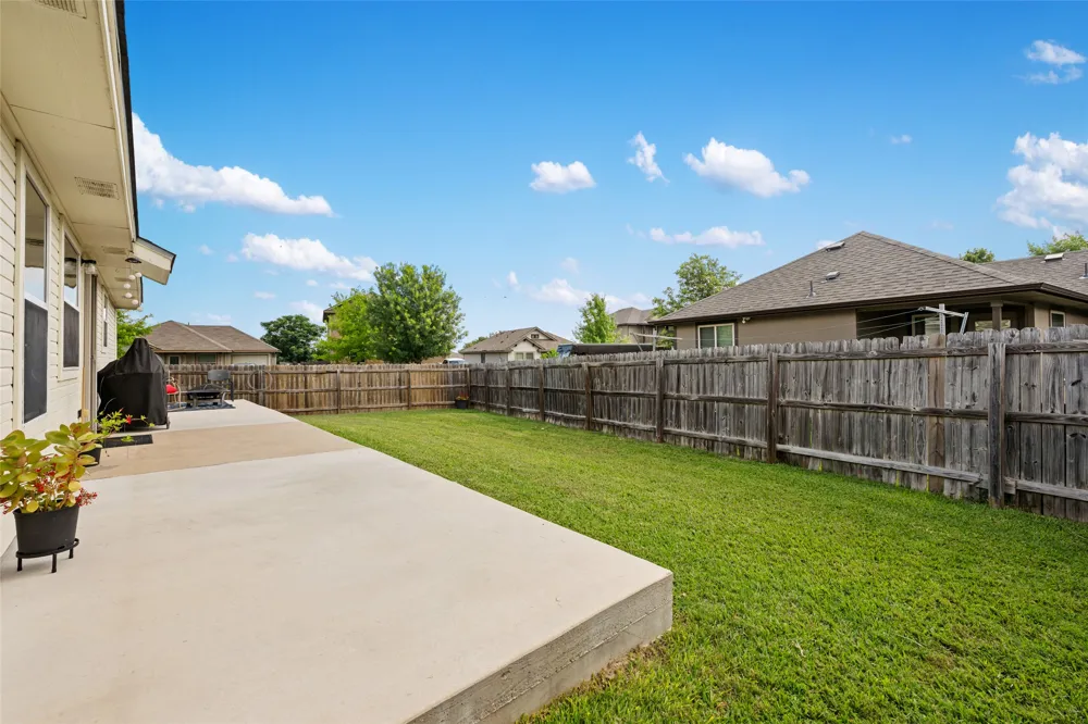 144 Calcite Lane Jarrell, TX 76537