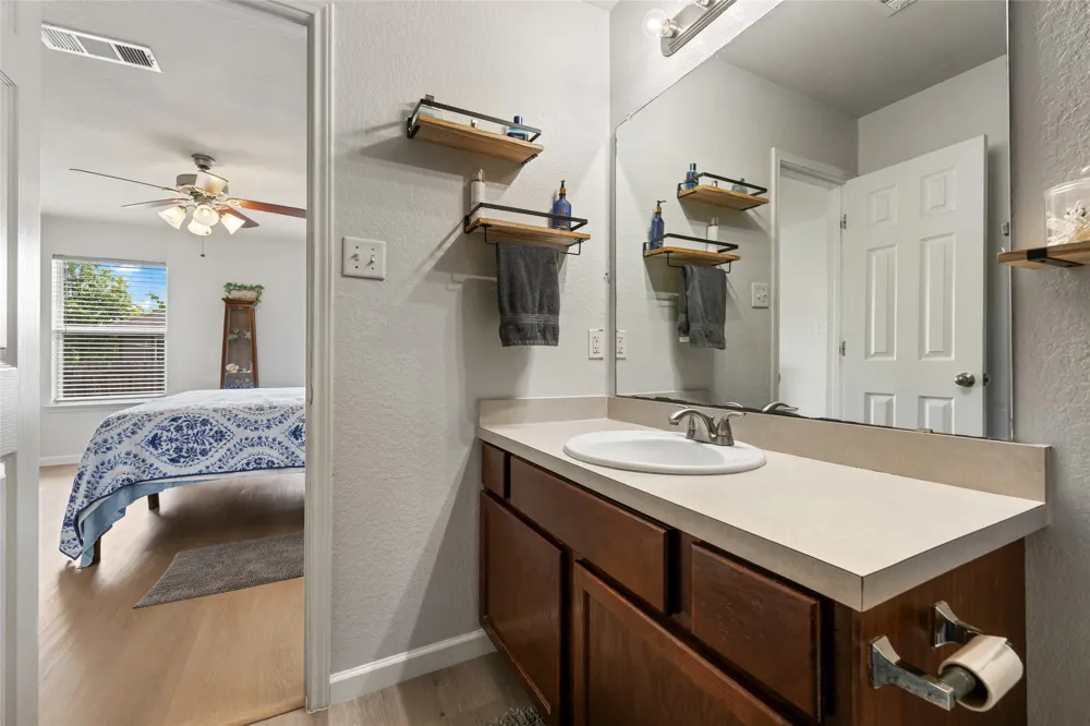 144 Calcite Lane Jarrell, TX 76537