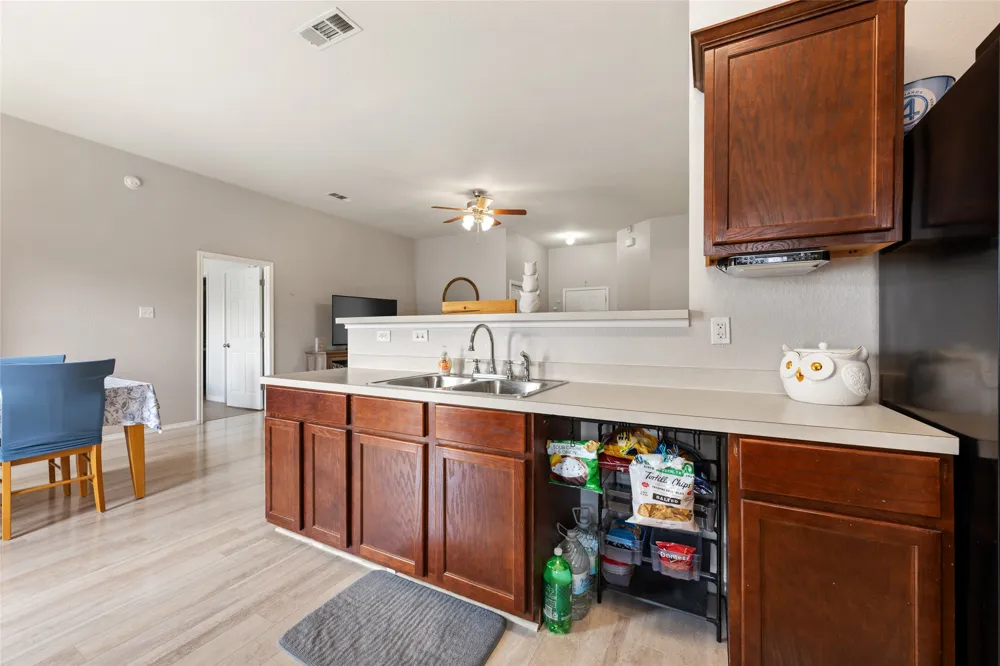 144 Calcite Lane Jarrell, TX 76537