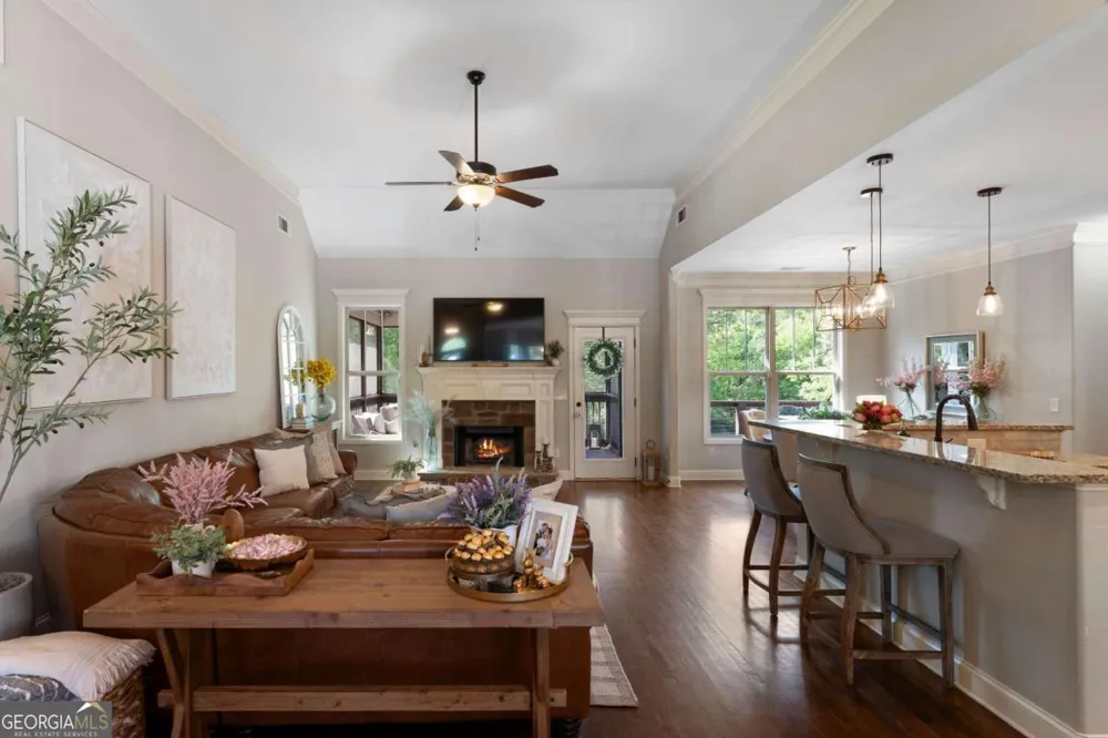 25 Linda RD SW Euharlee, GA 30120