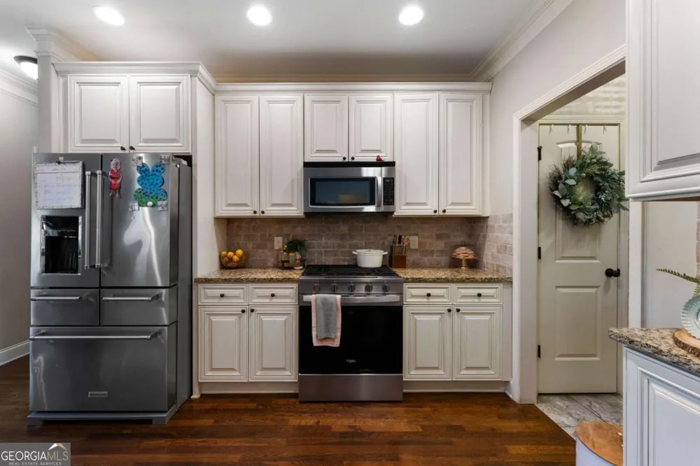 25 Linda RD SW Euharlee, GA 30120