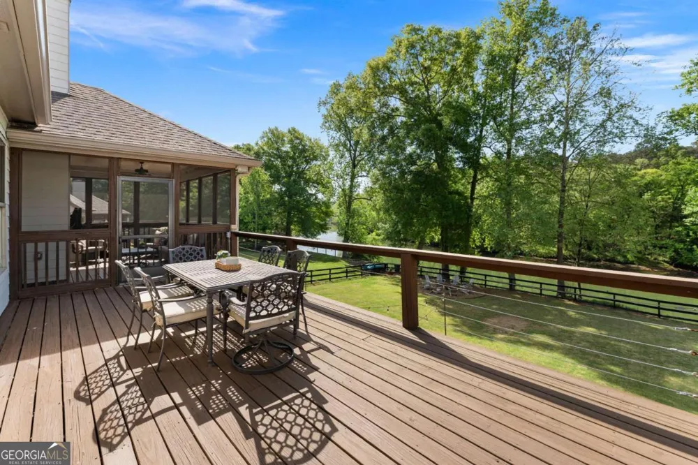 25 Linda RD SW Euharlee, GA 30120