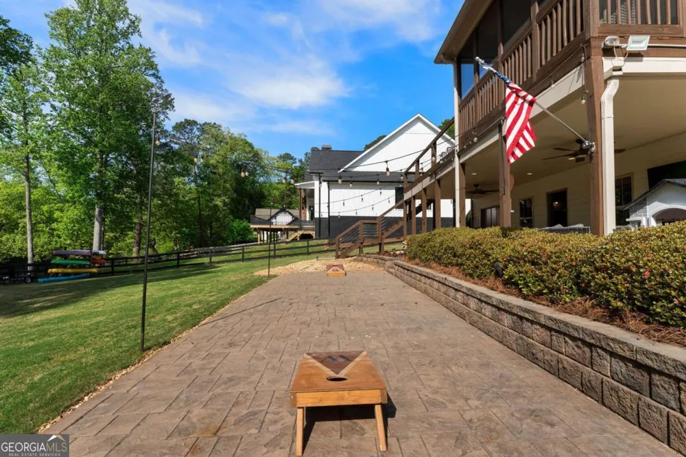 25 Linda RD SW Euharlee, GA 30120