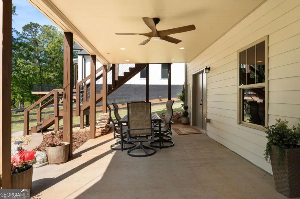 25 Linda RD SW Euharlee, GA 30120