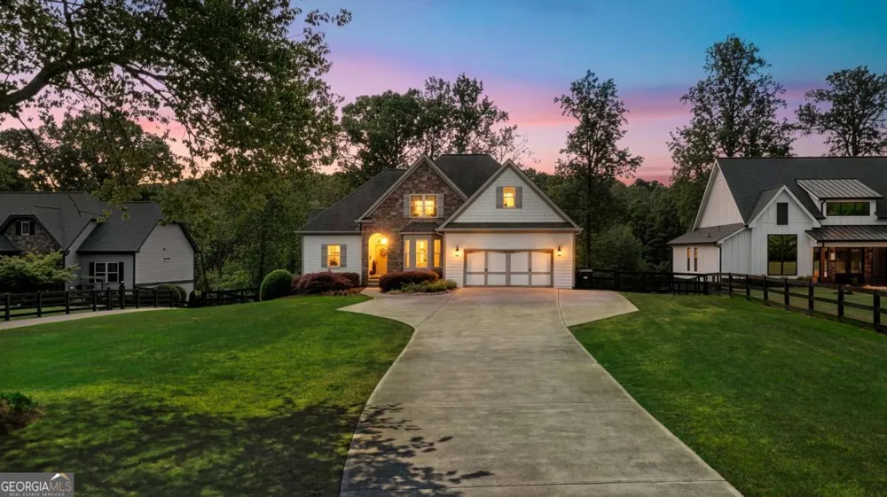 25 Linda RD SW Euharlee, GA 30120