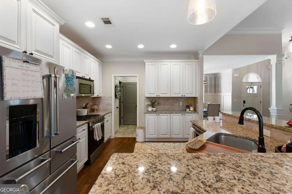 25 Linda RD SW Euharlee, GA 30120