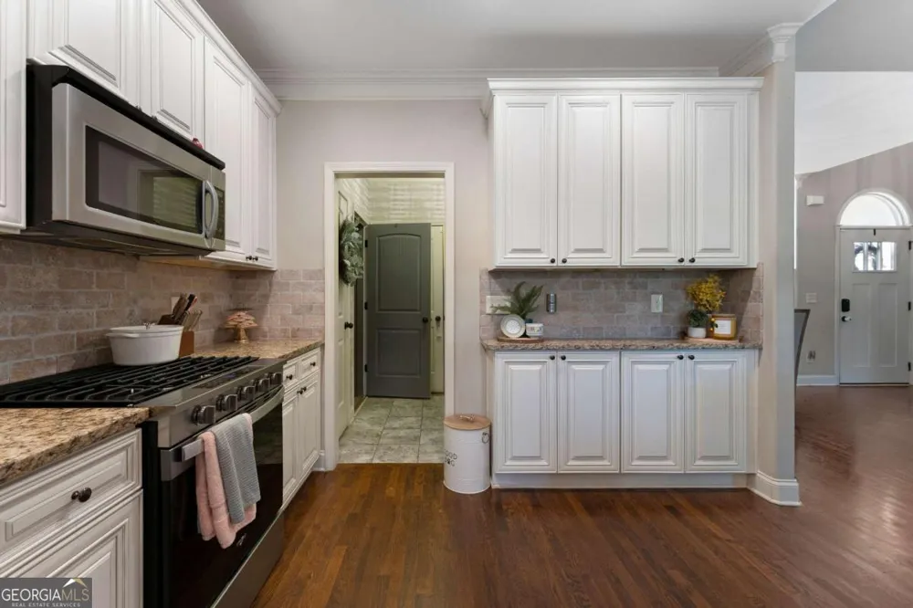 25 Linda RD SW Euharlee, GA 30120