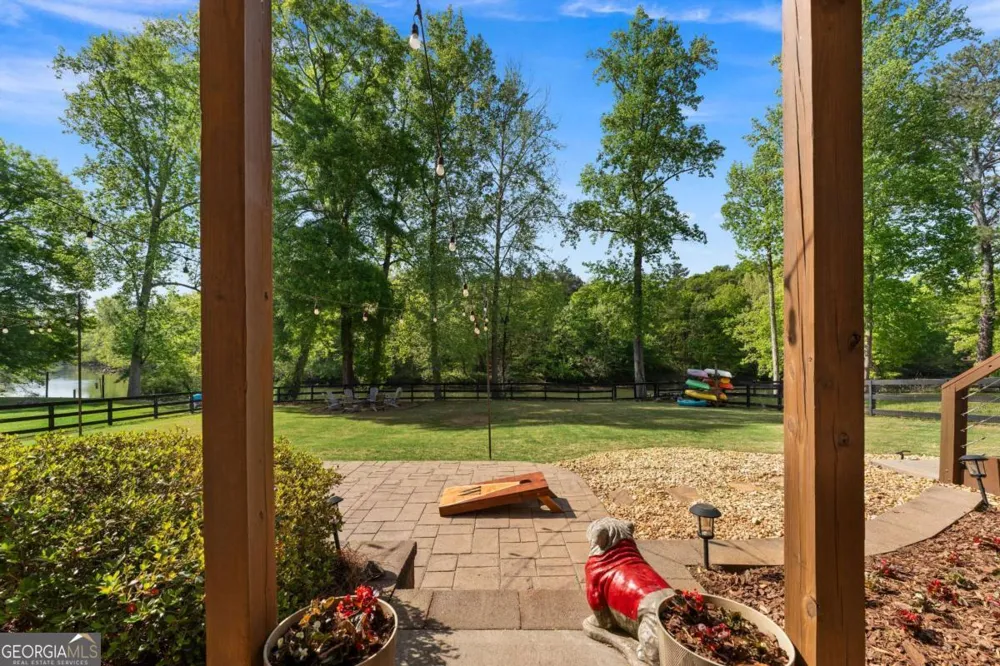 25 Linda RD SW Euharlee, GA 30120