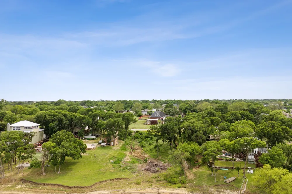 4547 Shore Drive The Colony, TX 75056