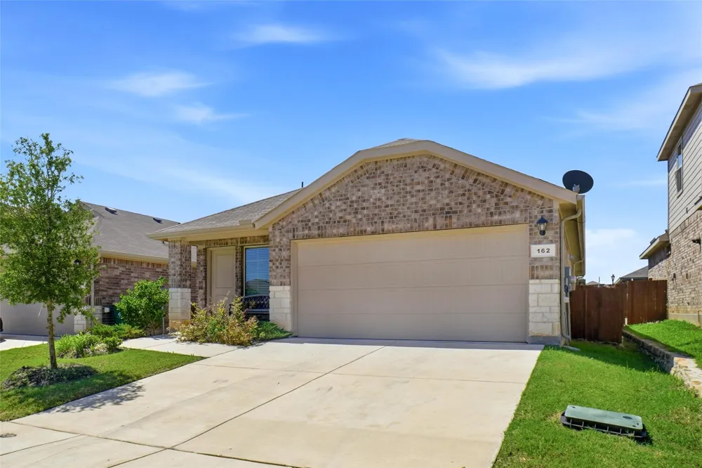 162 Greengate Drive Boyd, TX 76023