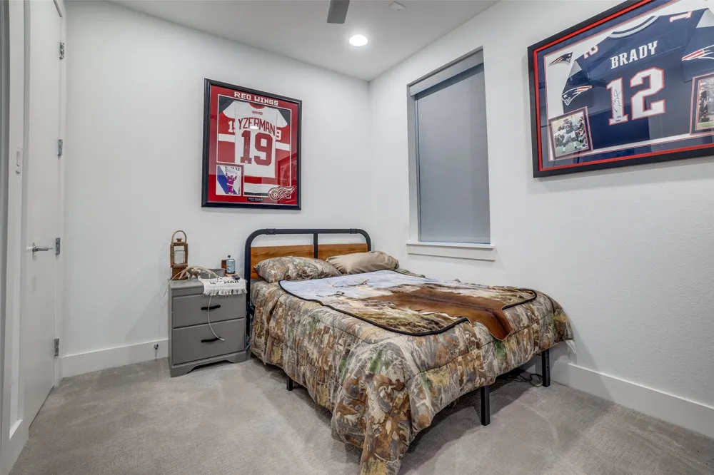 1944 Dowgate Court Dallas, TX 75204