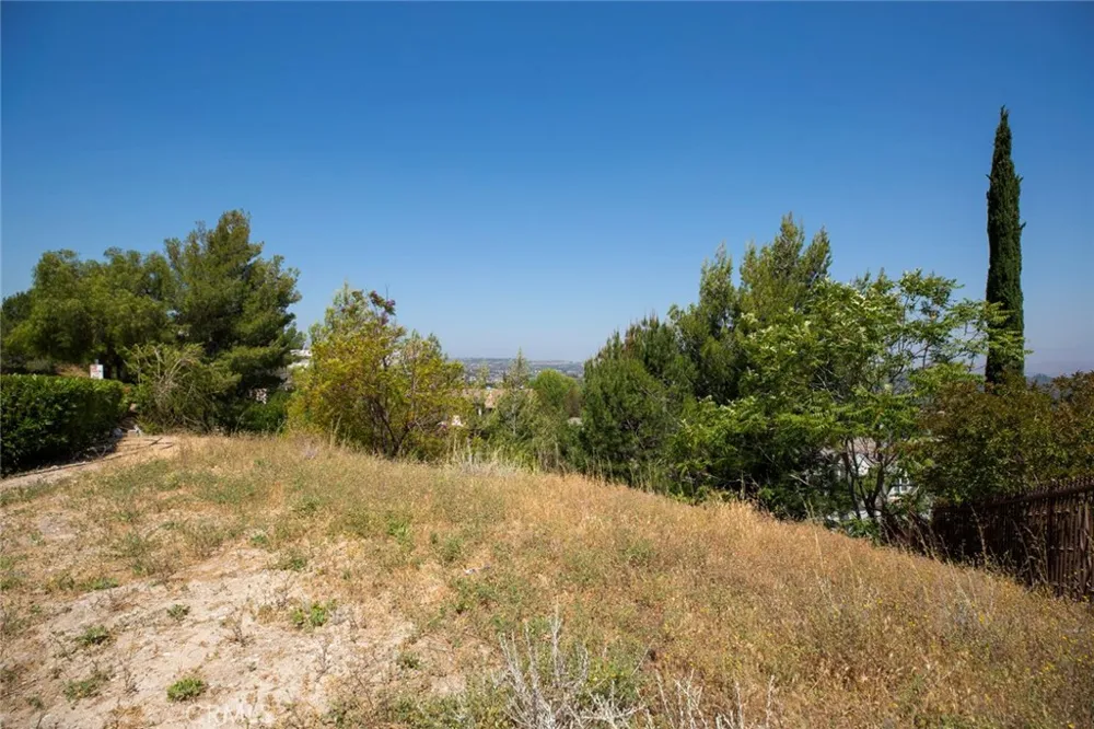 23811 Bella Vista Dr Newhall, CA 91321